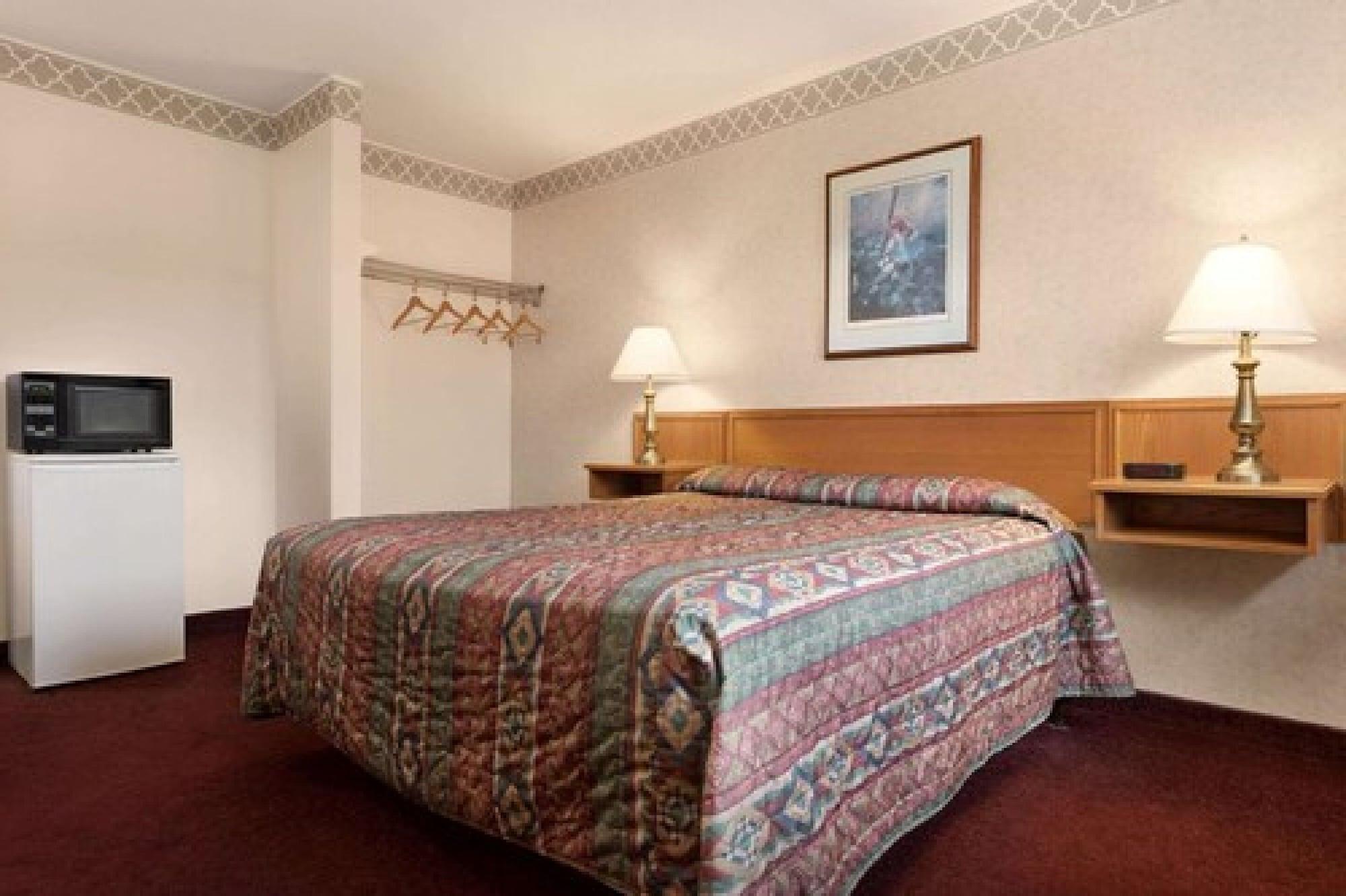 Travelodge By Wyndham Port Elgin Exteriér fotografie